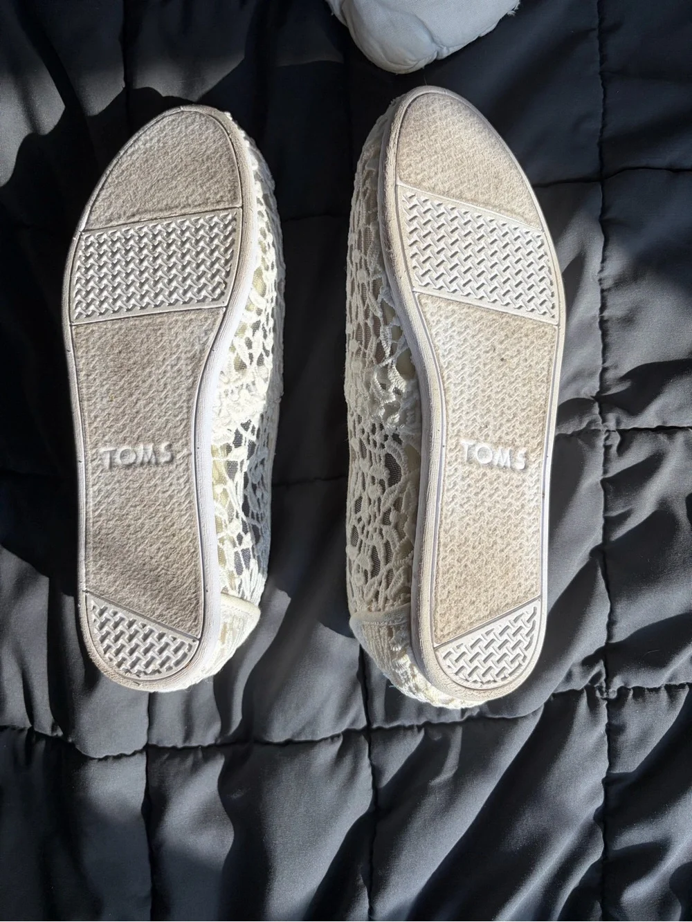 TOMS Women's Ivory Lace Slip-On Flats